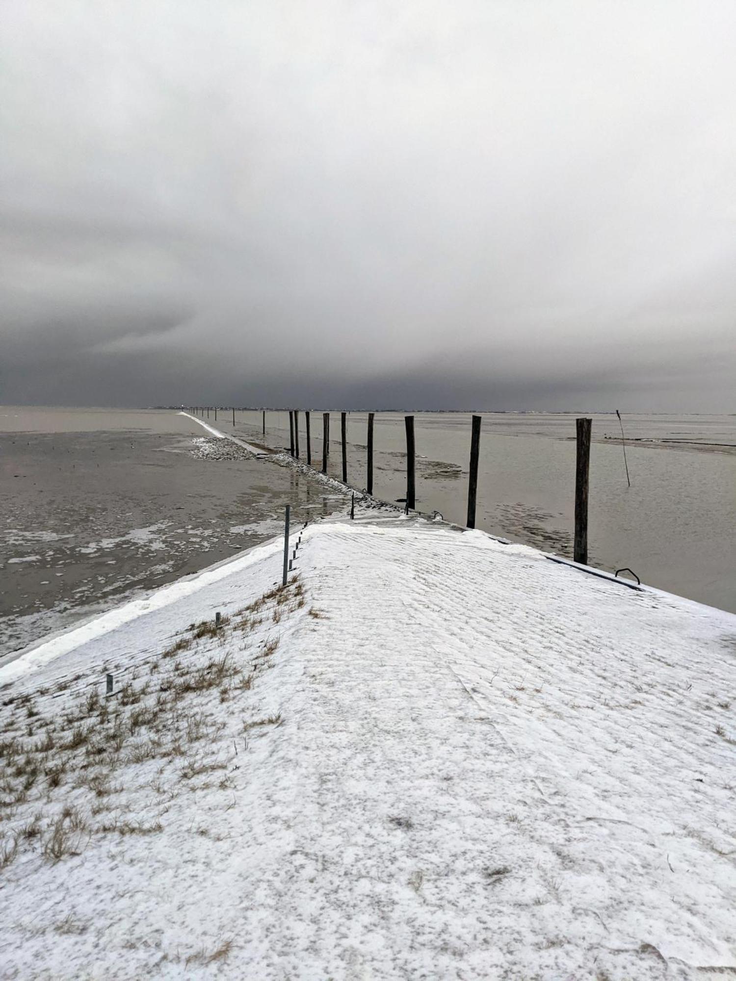 Drei-Insel-Blick Neßmersiel Extérieur photo