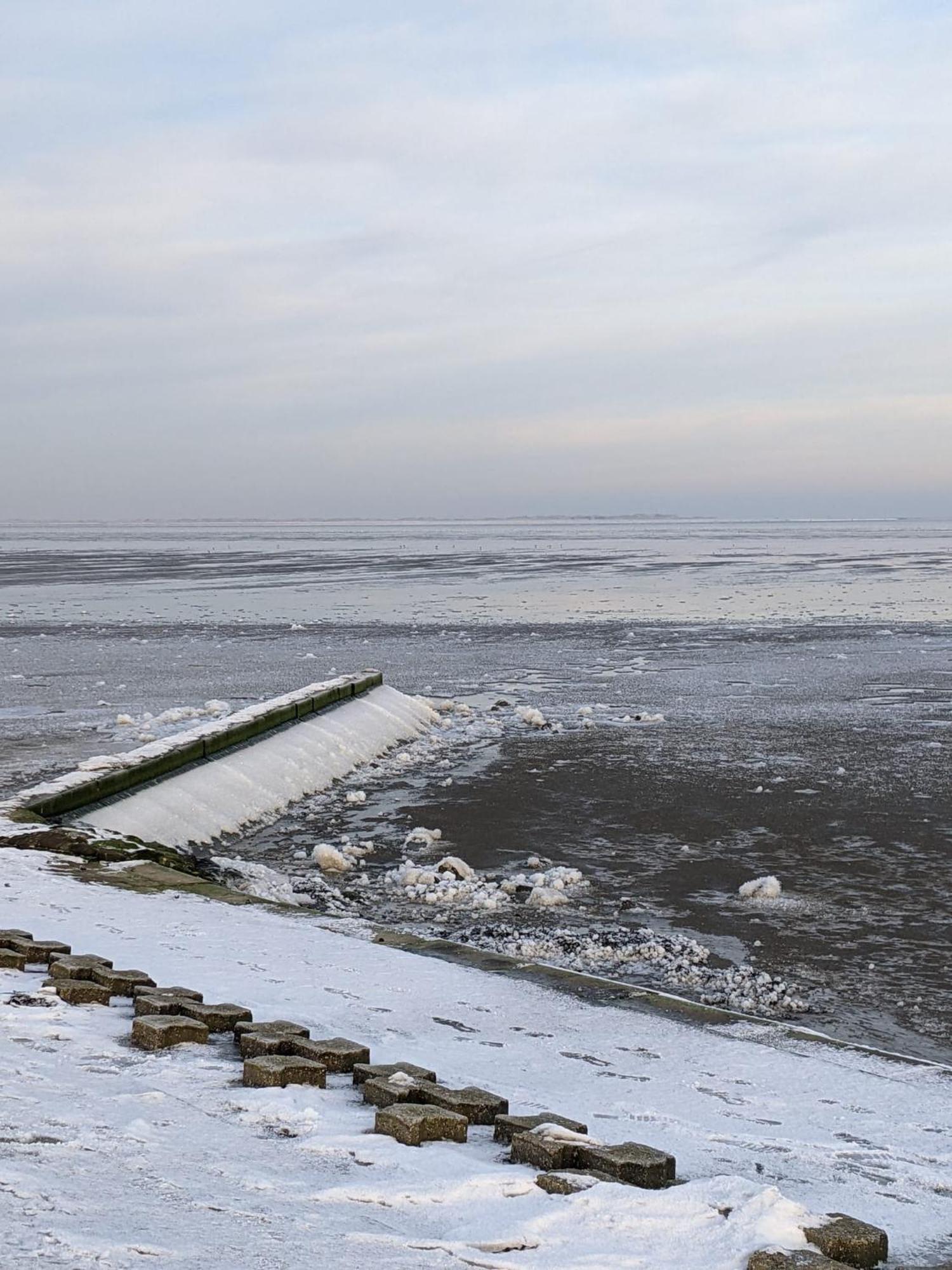Drei-Insel-Blick Neßmersiel Extérieur photo