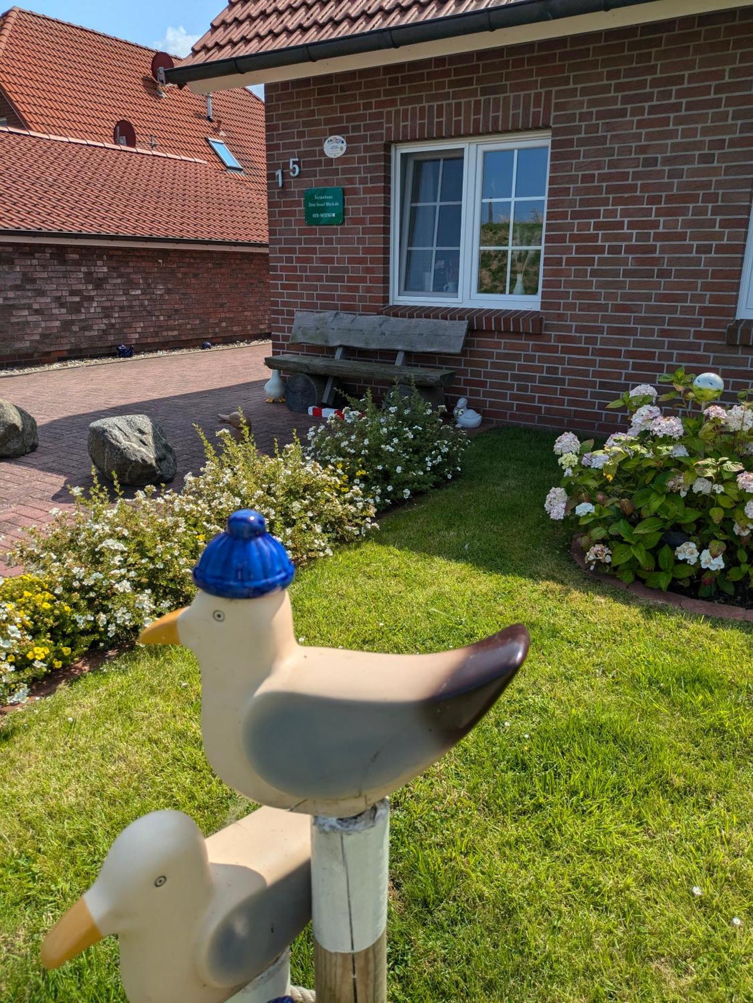 Drei-Insel-Blick Neßmersiel Extérieur photo